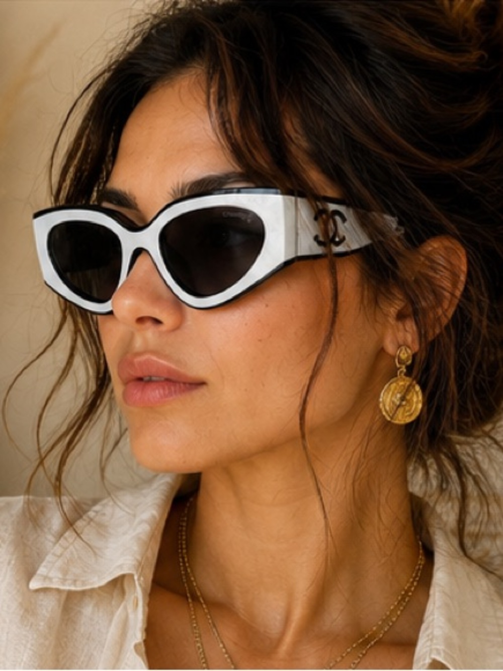 Designer Inspired Black & White Cat Eye Oversized Fashion Sunglasses